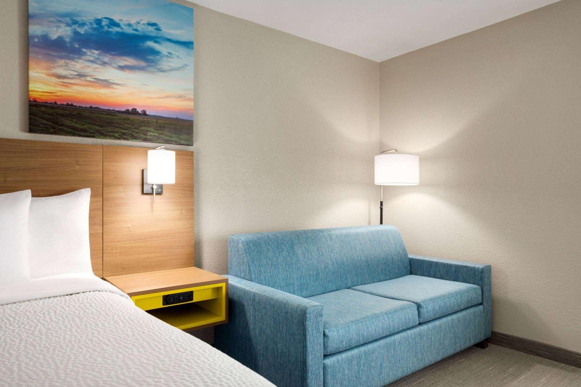 Days Inn By Wyndham Hillsboro Extérieur photo